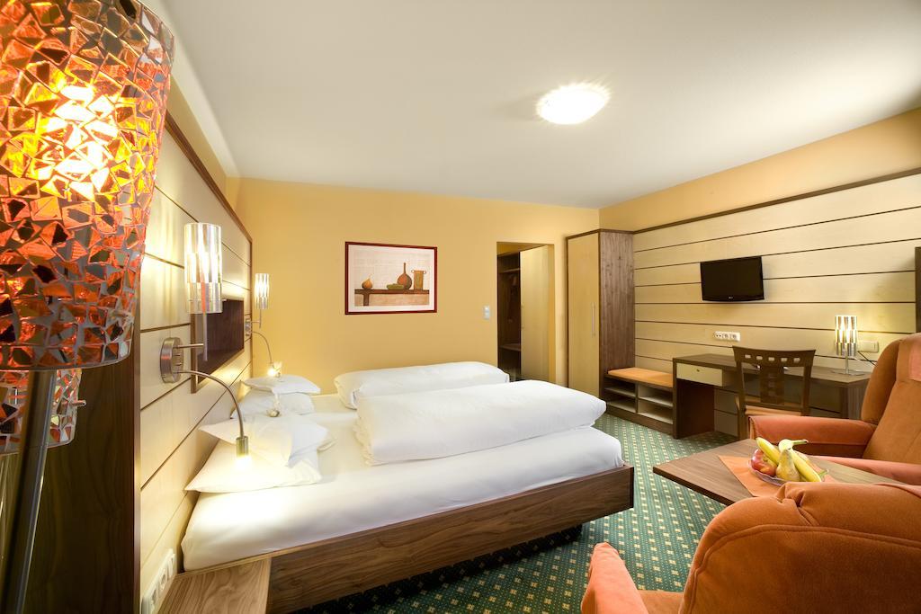 Kur- Und Wellnesshotel Foerch バート・ヴェリスホーフェン 部屋 写真